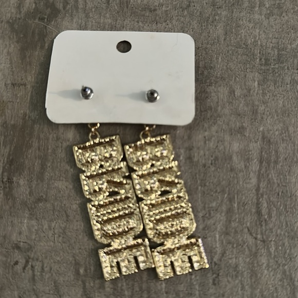 Gold and Pearl Bride Earrings - Picture 2 of 2